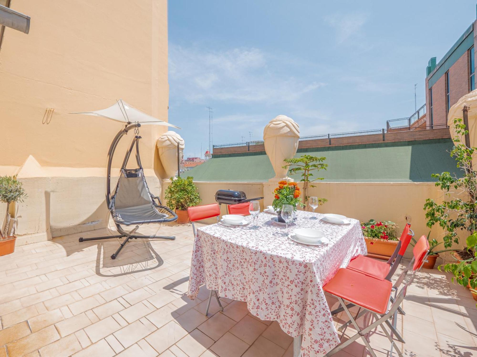 Atico De Lujo Plaza Ayuntamiento Appartement
